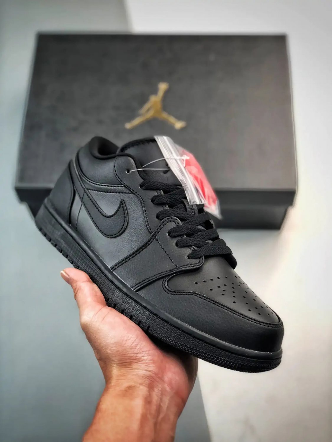 Nike Air Jordan 1 Low Triple Black_1