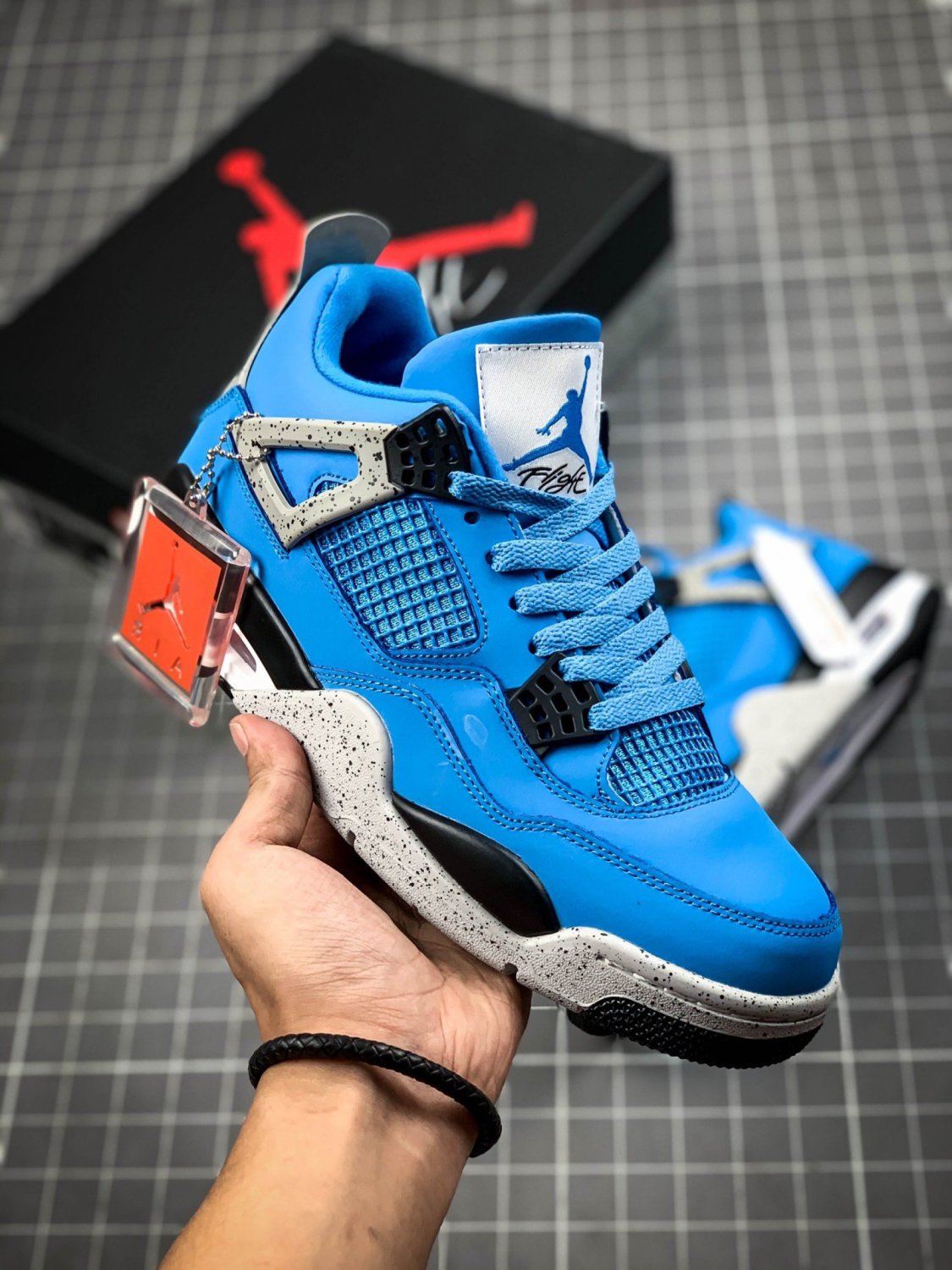 NIKE Air Jordan 4 Retro SE Universuty Blue