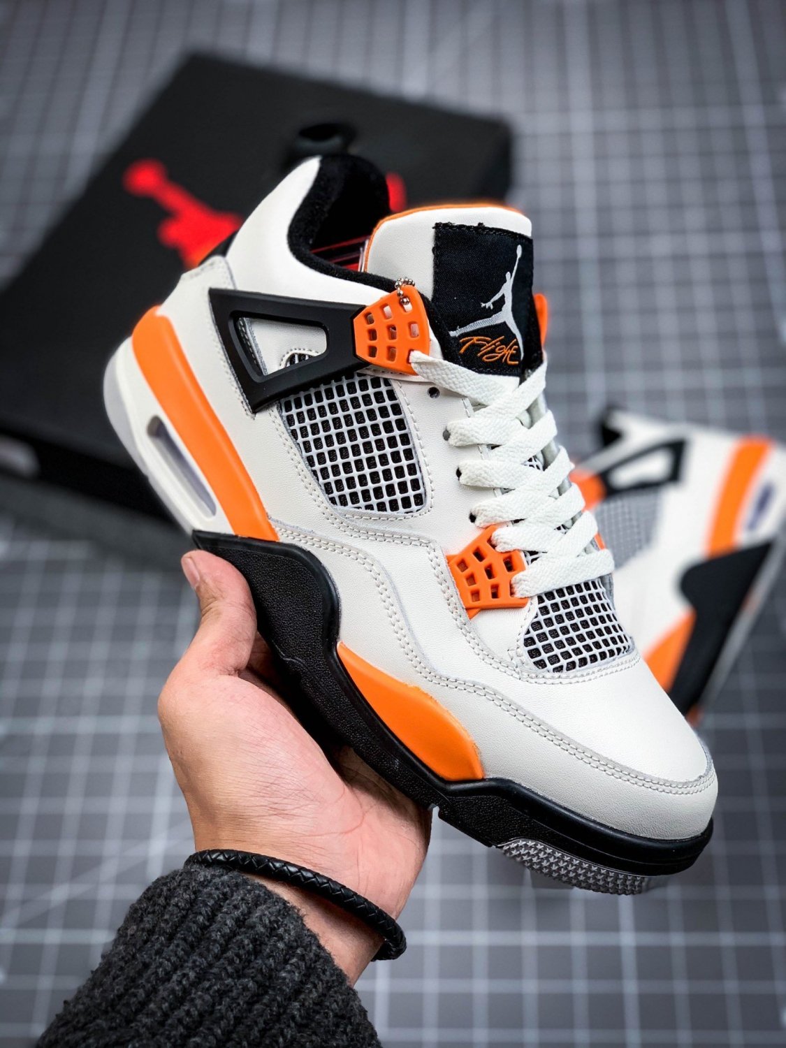 NIKE Air Jordan 4 Retro Starfish White