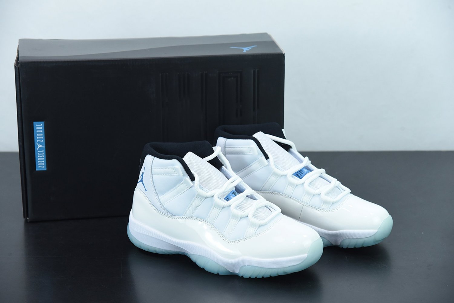 Nike Air Jordan 11 Retro Legend Blue