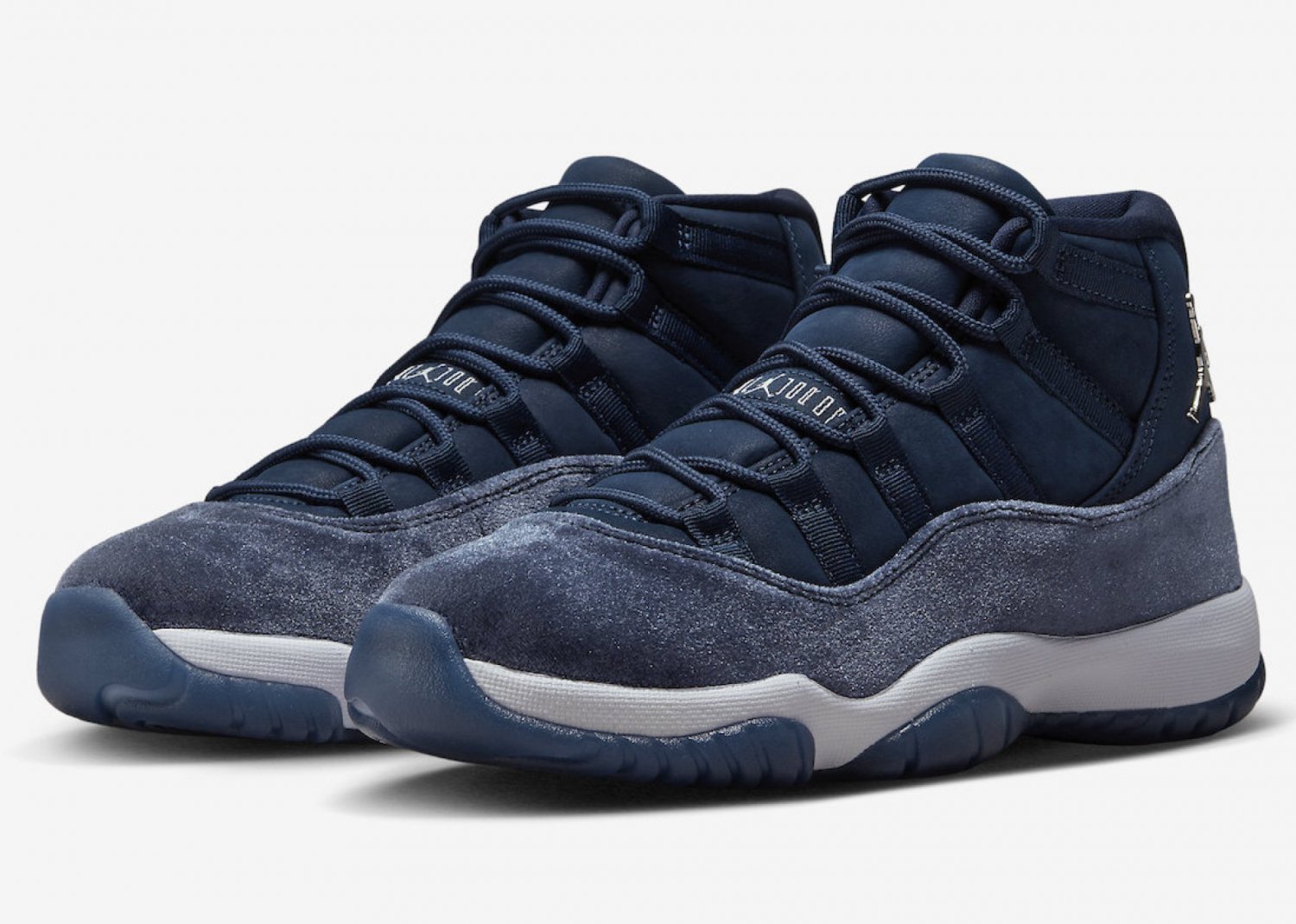 Nike Air Jordan 11 Retro Midnight Navy (Women's)