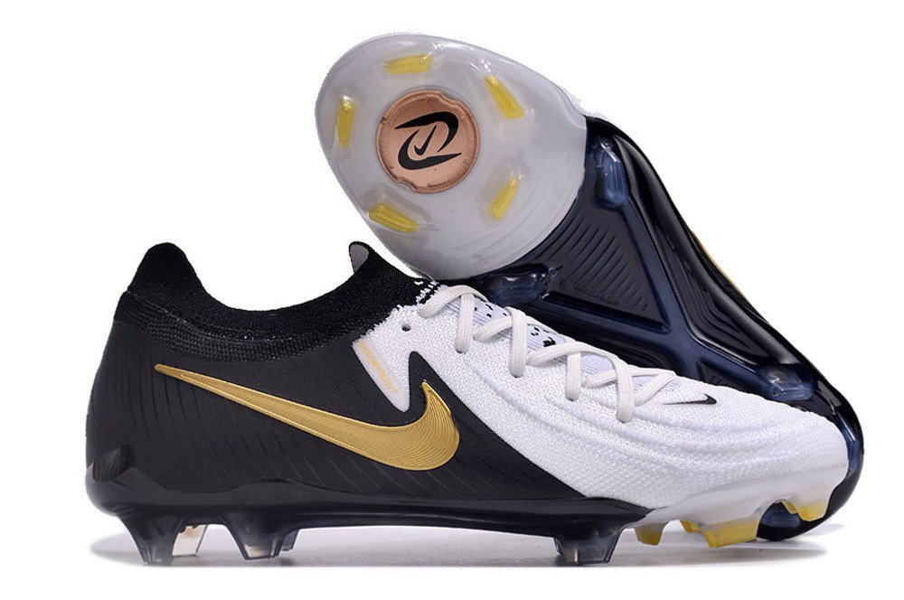 Phantom GX II Elite FG Mad Ready Pack - WhiteBlackMetallic Gold Coin