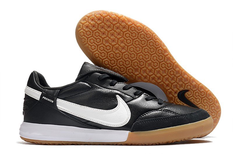 Premier III Indoor - BlackWhite