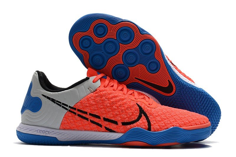 React Gato IC Indoor - Bright CrimsonBlackPhoto Blue