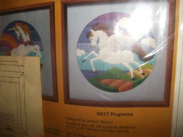 Vintage New Creative Circle PEGASUS Crewel Needlepoint Kit & Frame 0617 R Heiner