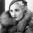 Actress Barbara Stanwyck Photo 4