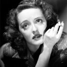 Actress Bette Davis Photo 4