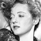 Actress Bette Davis Photo 19
