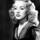 Actress Betty Grable Photo 10