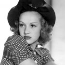Actress Betty Grable Photo 11