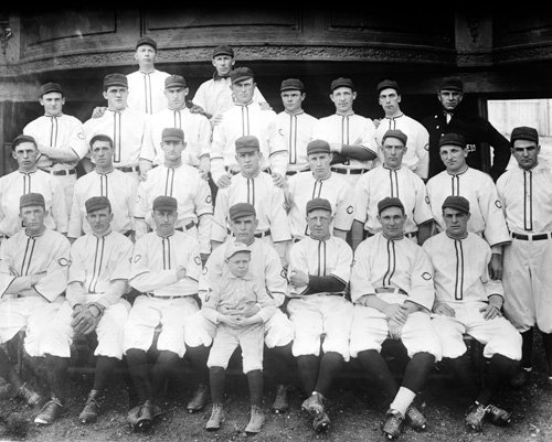1910 Cincinnati Reds Team Photo