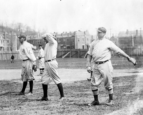 Cincinnati Reds  Cyrus Cy Dahlgren, Joe McManus, Mordecai 3-Finger Brown 1913 Photo