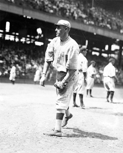 Brooklyn Robins (Dodgers) Edward Jeff Pfeffer 1916 Photo