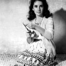 Actress Elizabeth Taylor Photo 12