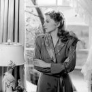 Actress Joan Fontaine Photo 3