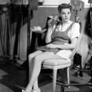 Actress Judy Garland Photo 12