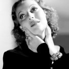 Actress Loretta Young Photo 6