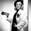 Actress Marlene Dietrich Photo 11