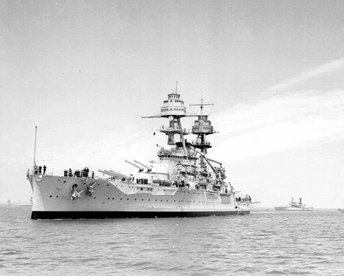 USS Oklahoma BB-37 Photo 9