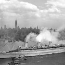 RMS Queen Mary 1945 Photo