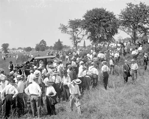 General Dan Sickle's Car Arrives at the 1913 Gettysburg Reunion Photo