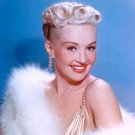 Actress Betty Grable Photo 15