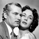 Laurence Olivier and Jennifer  Jones  in Carrie Photo