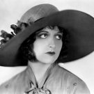 Actress Natalie Kingston Photo