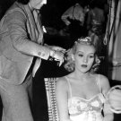 Actress Betty Grable Photo 28