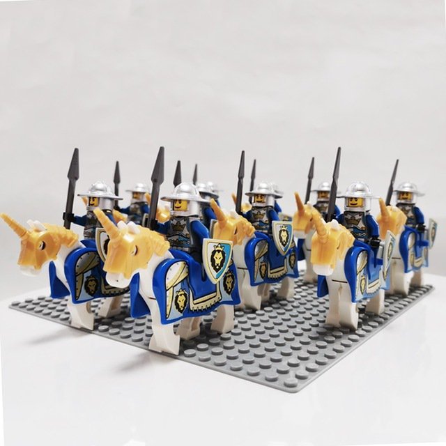 New Medieval Castle Knights Lion Guards Calvary Army Minifigures