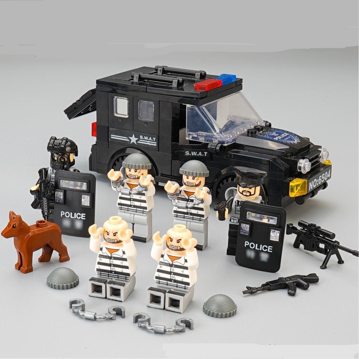 The Police chased the thief Minifigures Fit Lego City Police Sets