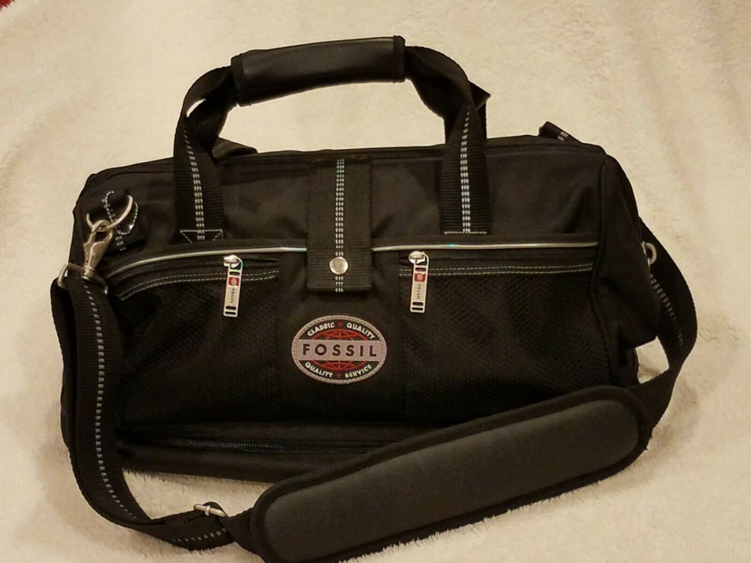 fossil weekender bag sale