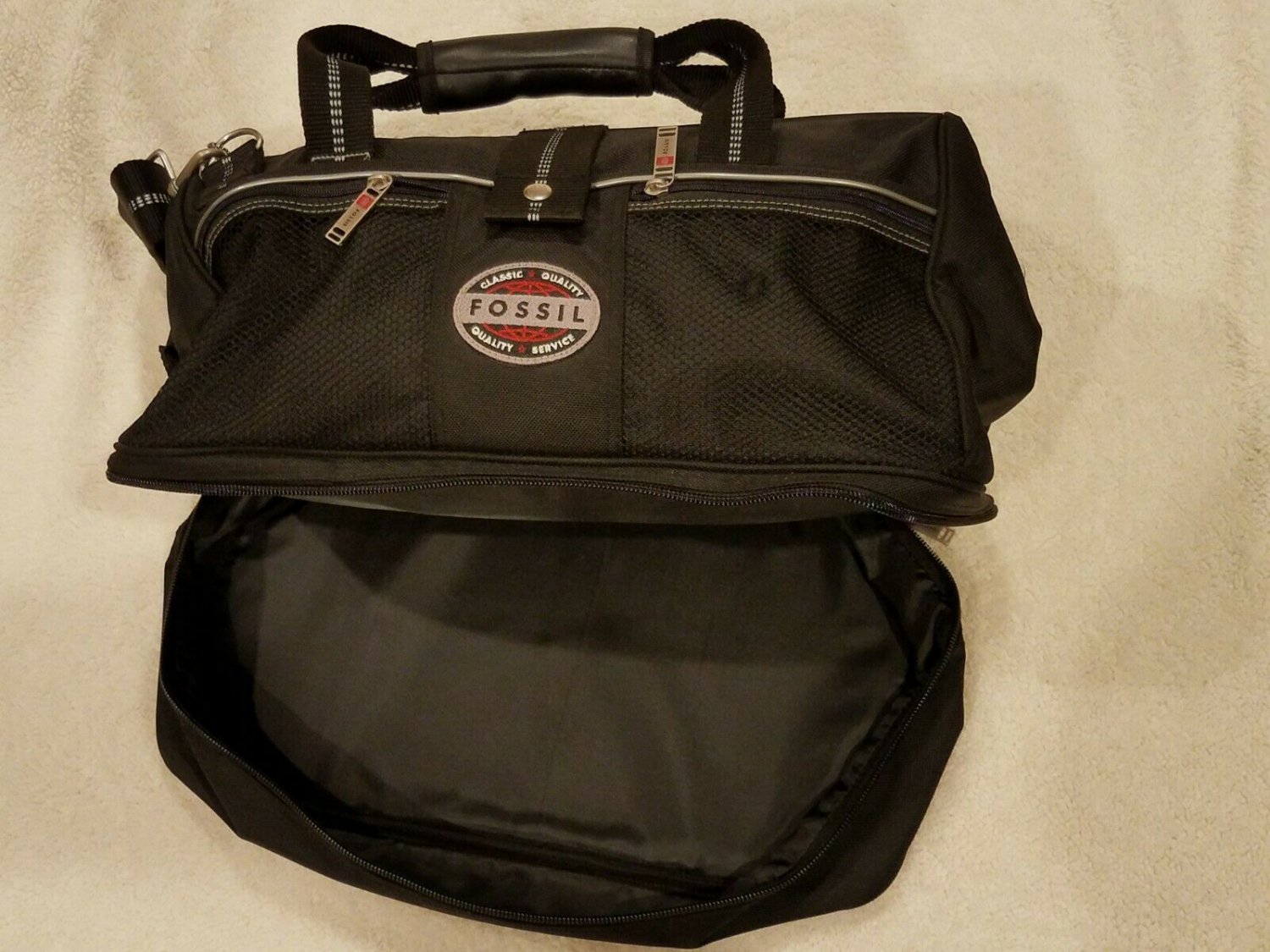 fossil gym bag