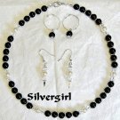 Basic Black and White Glass Pearl Necklace and Earrings Basic Black and White Glass Pearl Necklace and Earrings