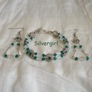 Green Godess Glass Bead Dangle Bracelet Earring Set Green Godess Glass Bead Dangle Bracelet Earring Set