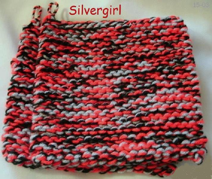 2 X-Large Double Knit Pot Holders Hot Pads Red Mix