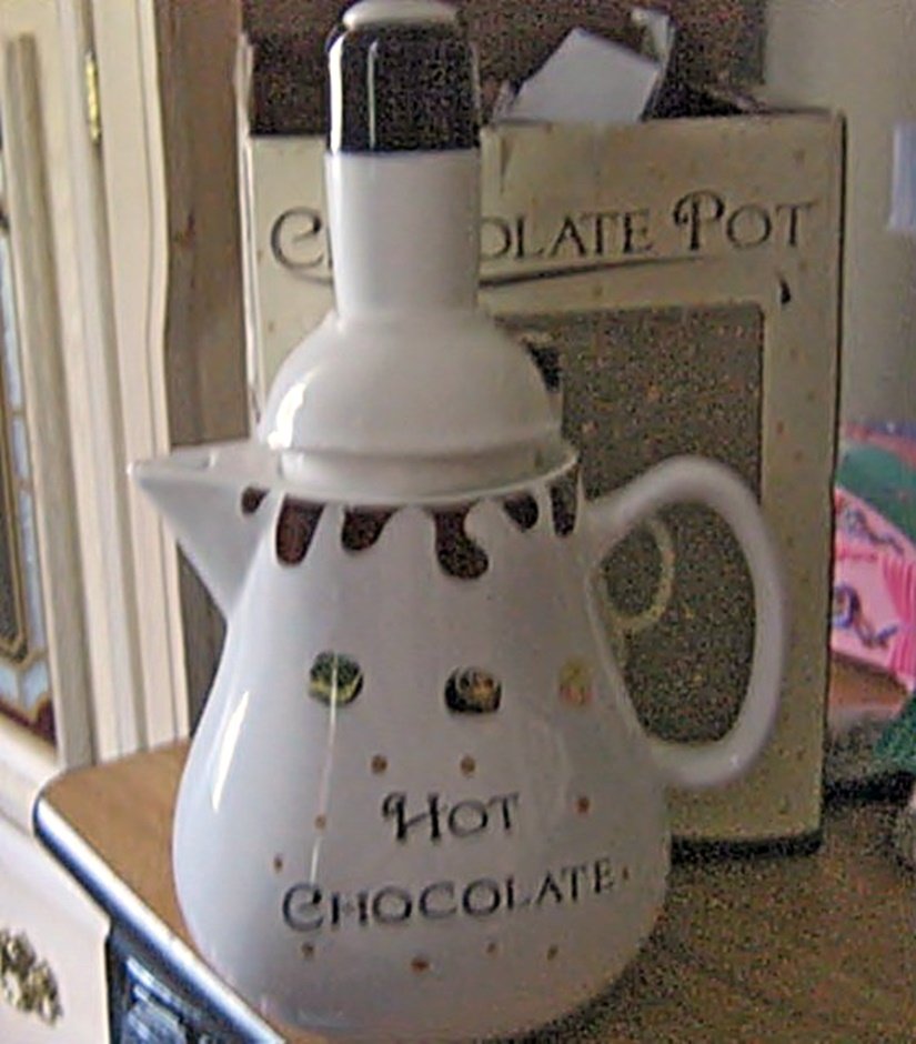 White Ceramic Hot Chocolate Pot by Kingsbridge International 144