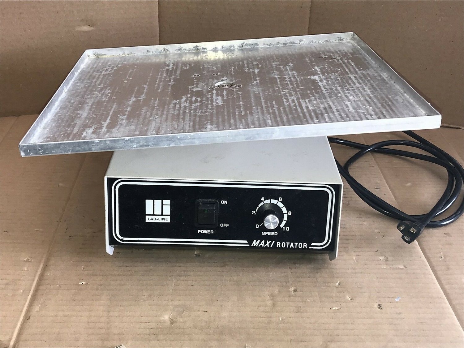 Laboratory Rotator LabLine MAXI Rotator 4631 WORKING