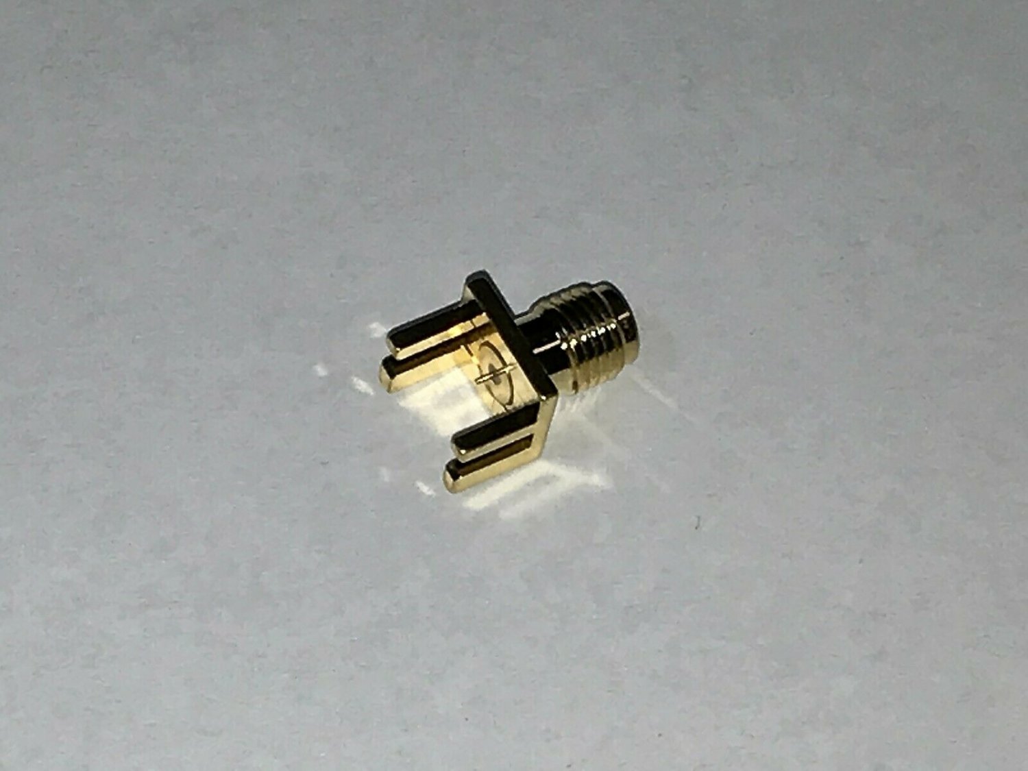 JOHNSON EMERSON 1420701841 SMA EDGE MOUNT CONNECTOR 50 OHM, 25 COUNT