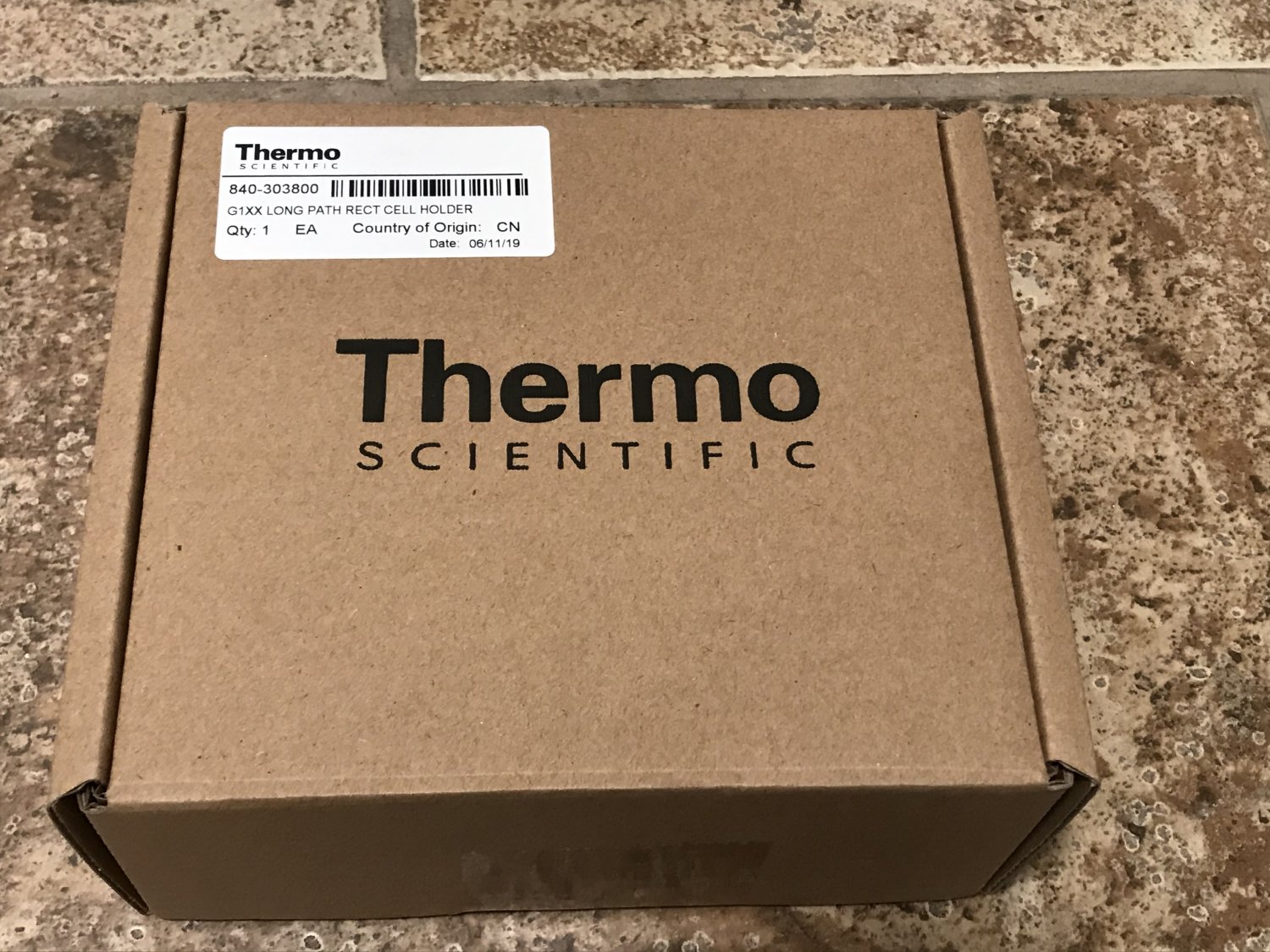 Thermo Scientific Long Path Rectangular Cell Holder 840-303800 for GENESYS 100 Series / BioMate 160