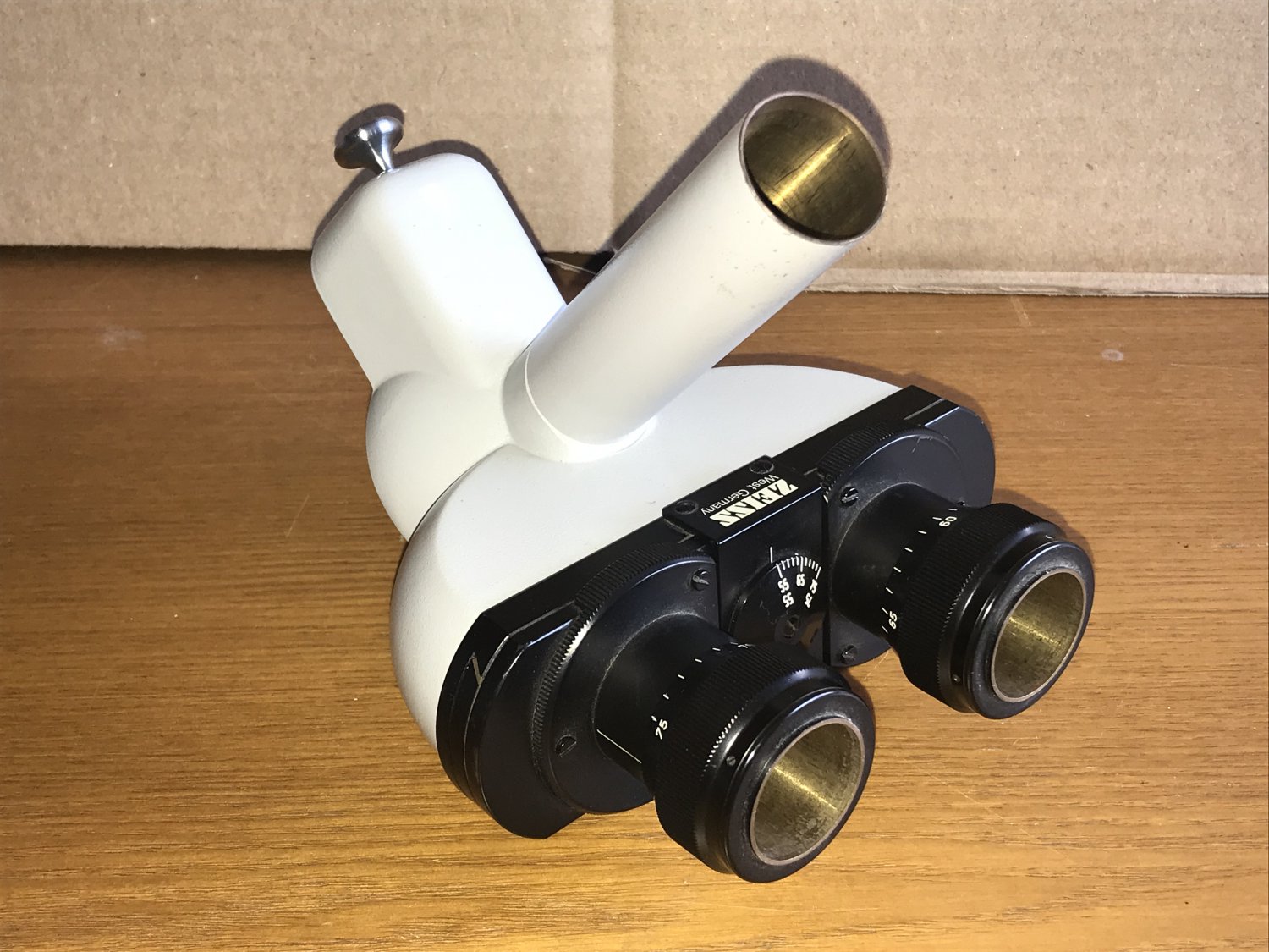 Zeiss Microscope Trinocular Head Standard WL, GFL, Phototube, 43mm Mount