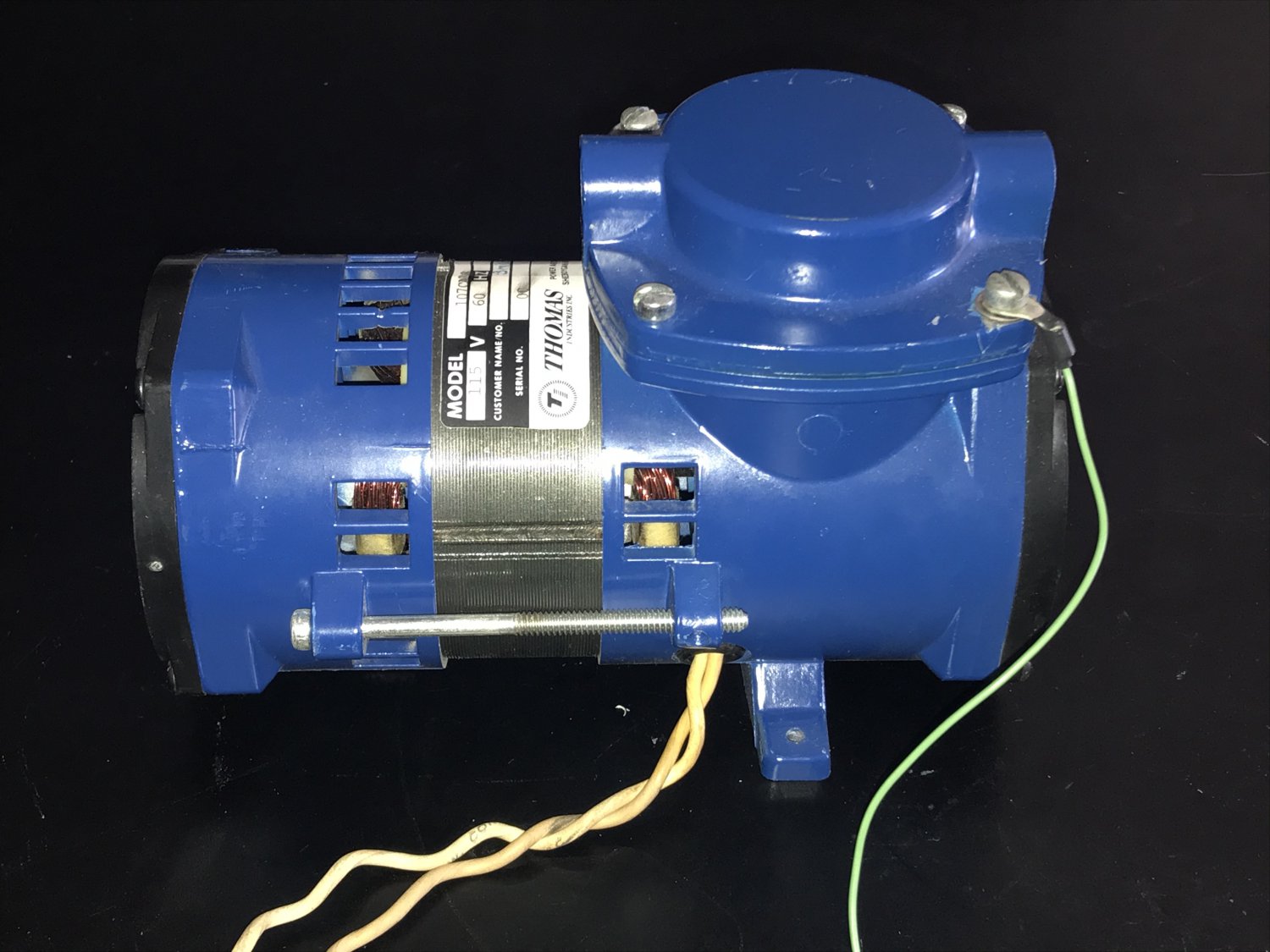 Thomas Industries Compressor / Vacuum Pump 107CA18