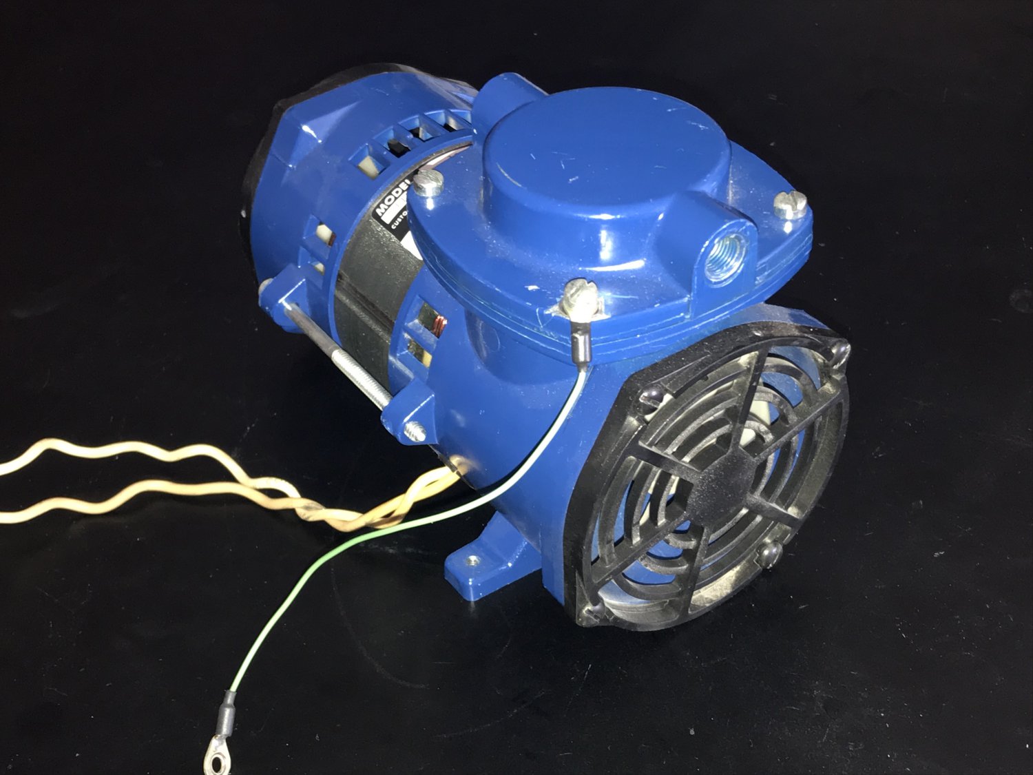 Thomas Industries Compressor / Vacuum Pump 107CA18