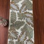 Holiday Christmas White Green Table Runner Dining Festive Party Table Décor