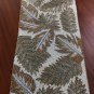 Holiday Christmas White Green Table Runner Dining Festive Party Table Décor