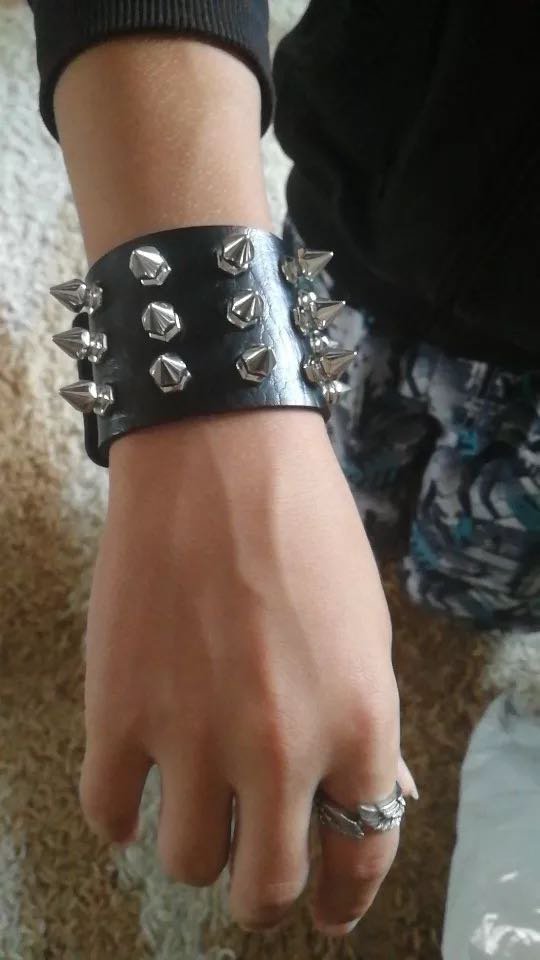 1 Pair Spike Rivet Studded Goth Bracelets PU Leather Unisex Bracelets Medieval