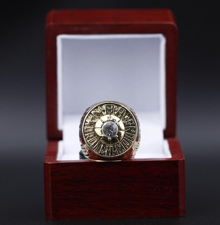 Seattle Supersonics 1979 Basketball Championship ring With Wooden ...