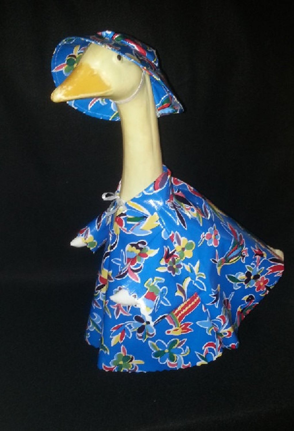 Raincoat and Hat 4 Different Colors Vinyl Lawn Goose Clothes Outfit