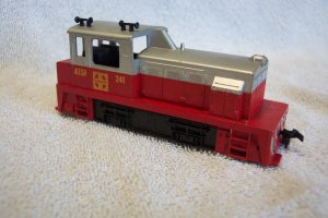 ATSF 241 Engine HO Scale