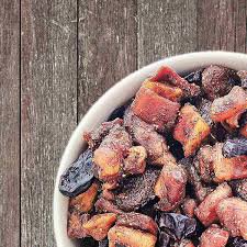 Maayaa Simple Natural Candied Spicy Fruit Mix (Mix of 6 Dried Fruits) 125 GM